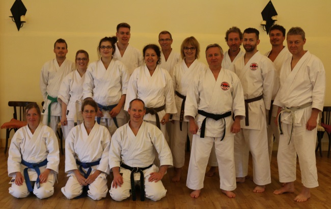 150927 Gruppenfoto Dojo 0650x0411